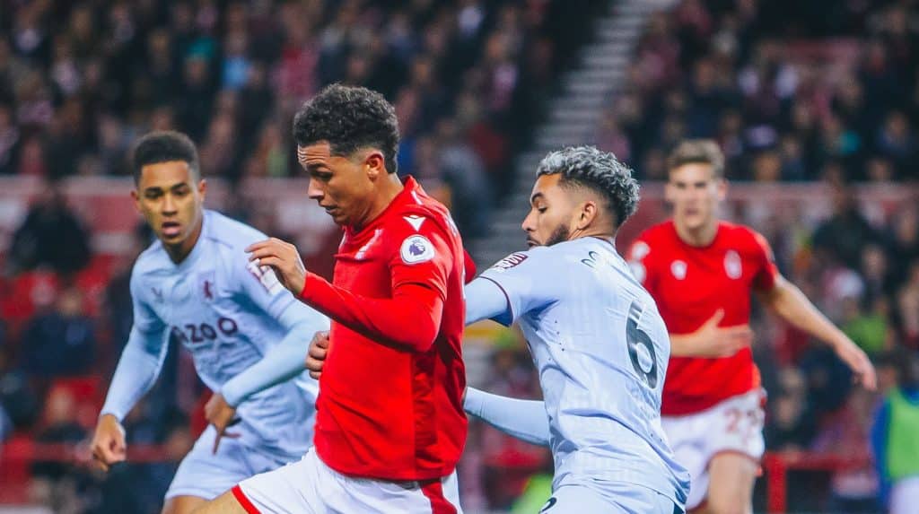 Nottingham Forest x Aston Villa empatam: confira os melhores momentos