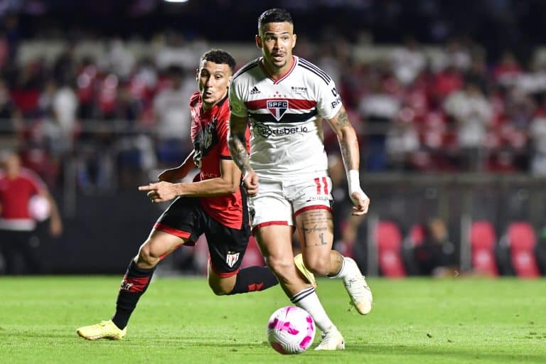 S&atilde;o Paulo vence o Atl&eacute;tico-GO: confira os melhores momentos