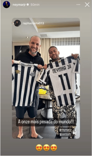 Nas redes sociais, Neymar posa com a camisa do Santos: &ldquo;A 11 mais pesada do mundo&rdquo;