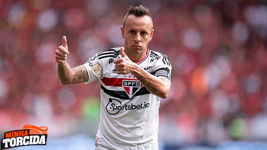 Rafinha vive incerteza com futuro no S&atilde;o Paulo; entenda