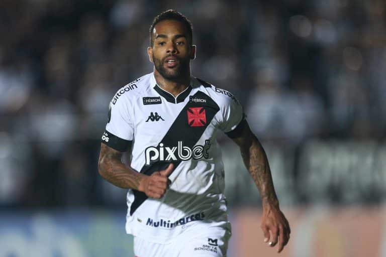 Vasco busca renovar com atacante para a pr&oacute;xima temporada