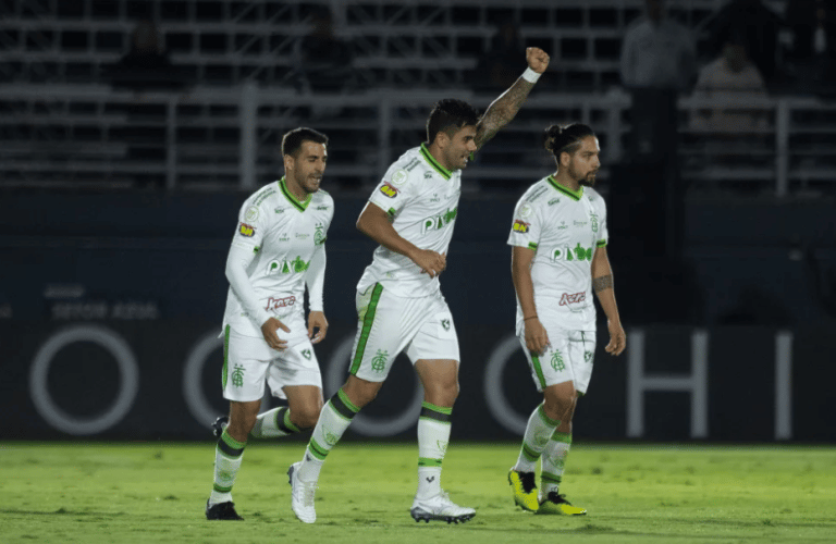 Am&eacute;rica-MG vence o Bragantino: confira os melhores momentos