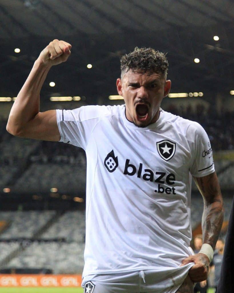 Botafogo vence Atl&eacute;tico-MG: confira os melhores momentos