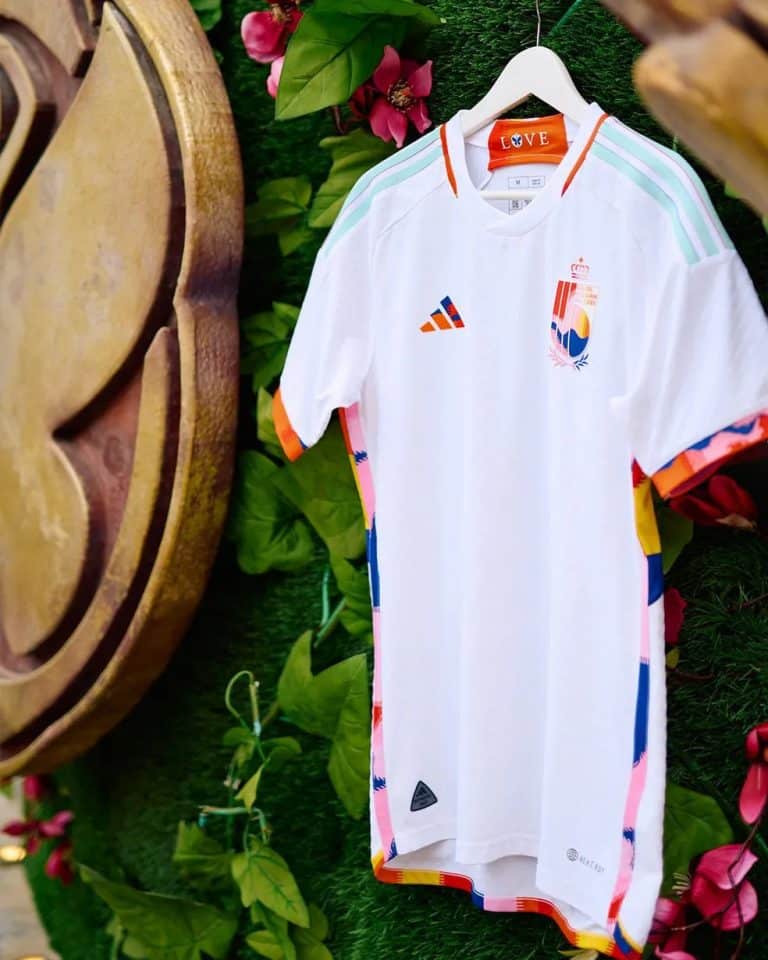 Segunda camisa da B&eacute;lgica &eacute; rejeitada pela FIFA