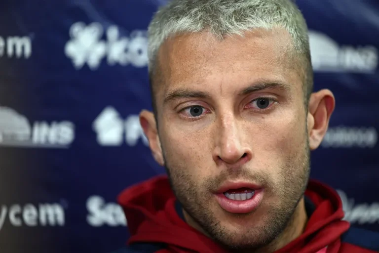 Ainda d&aacute;? Zagueiro da Costa Rica acreditava em t&iacute;tulo da Copa do Mundo