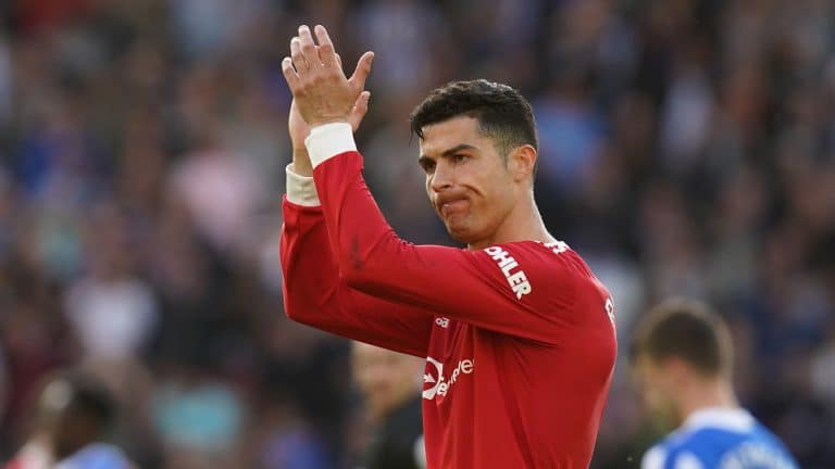 Manchester United toma provid&ecirc;ncias a respeito de entrevista de Cristiano Ronaldo