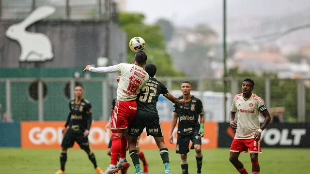 Am&eacute;rica-MG vence o Internacional:&nbsp;confira os melhores momentos