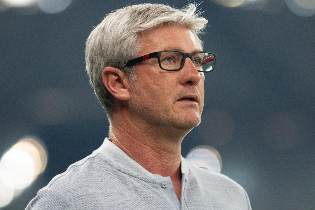 Odair Hellmann &eacute; anunciado por clube paulista para temporada 2023