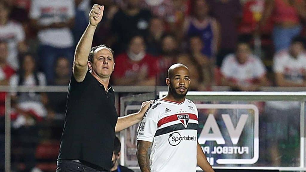 Rog&eacute;rio Ceni e Patrick discutem e diretoria do S&atilde;o Paulo toma decis&atilde;o