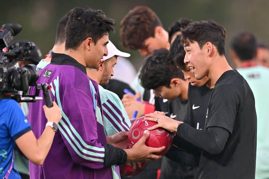 Sele&ccedil;&atilde;o da Coreia do Sul realiza treino com volunt&aacute;rios no Catar