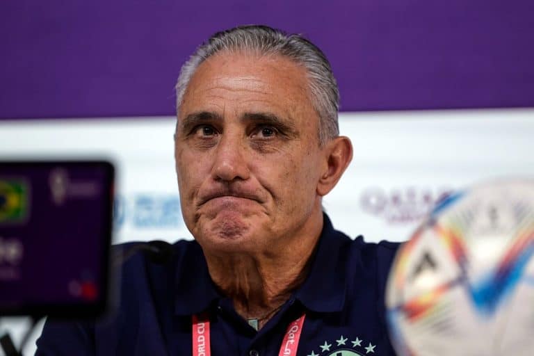 &ldquo;Que piada&rdquo;; torcedores n&atilde;o &lsquo;aceitam&rsquo; substitutos de Tite para as vagas de Neymar e Danilo, veja repercuss&atilde;o