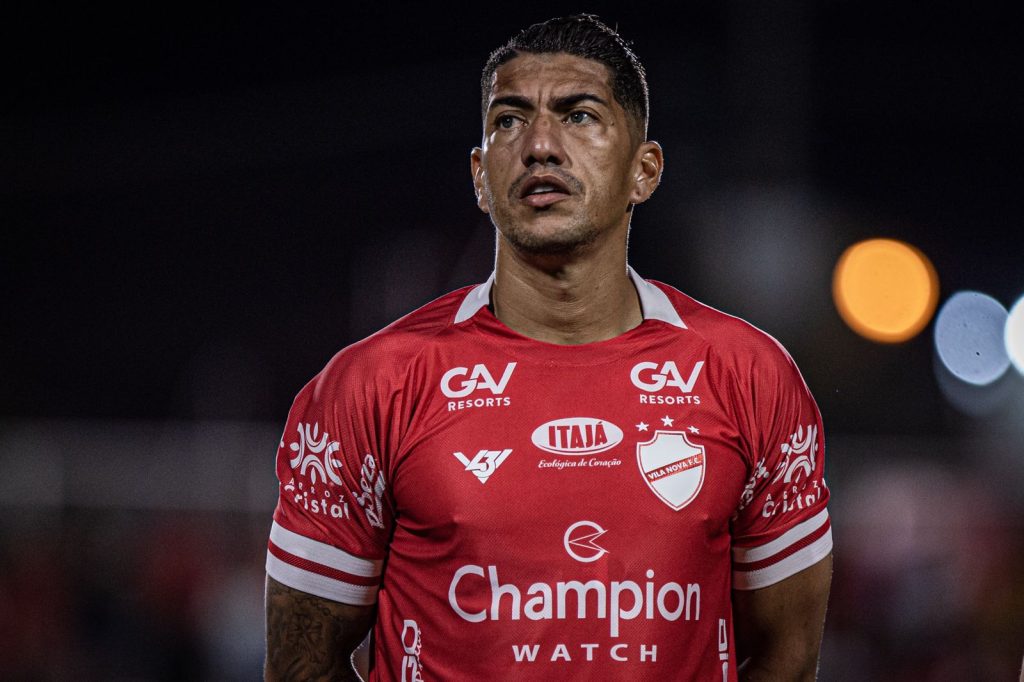 Aos 38 anos, Ralf renova contrato e vai disputar a S&eacute;rie B em 2023