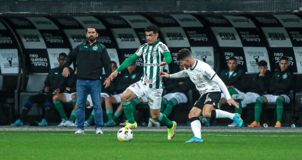 Coritiba x Corinthians: onde assistir ao vivo, hor&aacute;rio e escala&ccedil;&atilde;o