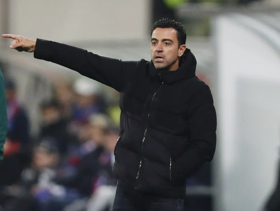 Xavi, técnico do Barcelona, aposta em duas seleções para final