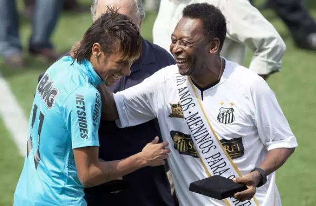 Neymar se despede de Pel&eacute; com linda mensagem