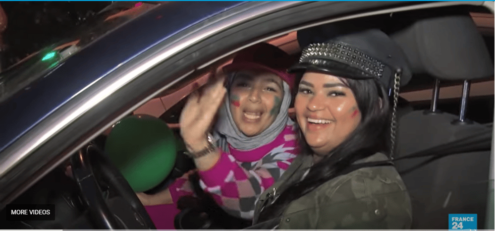 Torcida feminina de Marrocos - Foto: Reprodu&ccedil;&atilde;o/France 24