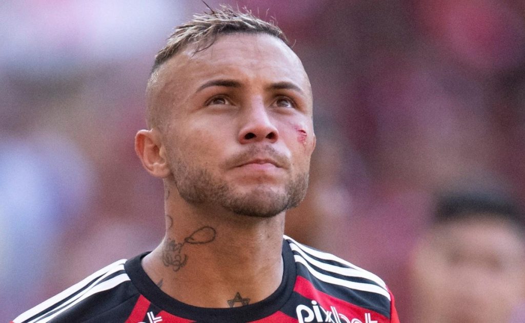 Everton Cebolinha &eacute; alvo de gigante brasileiro para 2023