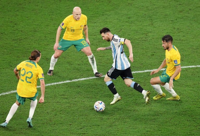 Messi brilha e Argentina bate Austr&aacute;lia: confira os melhores momentos
