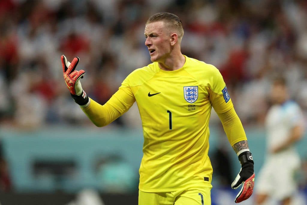 Pickford revela prepara&ccedil;&atilde;o para p&ecirc;nalti e cr&ecirc; que est&aacute; pronto