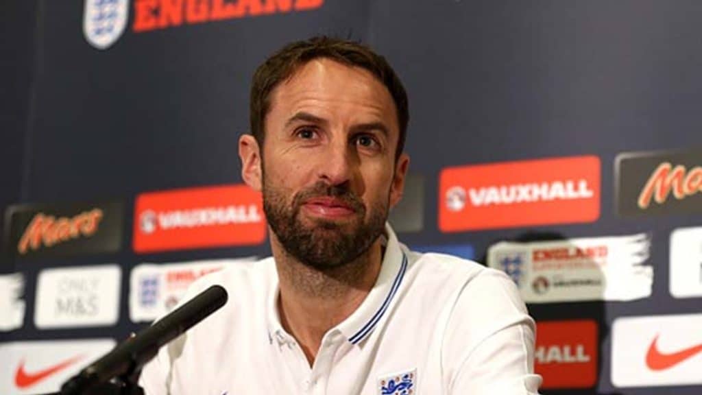 T&eacute;cnico da Inglaterra poder&aacute; ficar na sele&ccedil;&atilde;o ap&oacute;s a elimina&ccedil;&atilde;o na Copa do Mundo