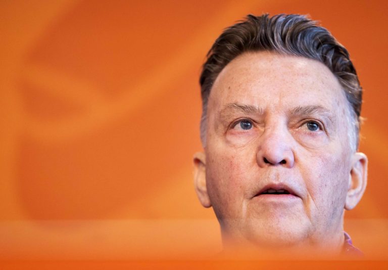 Van Gaal dispara contra Messi: &ldquo;Joga pouco&rdquo;
