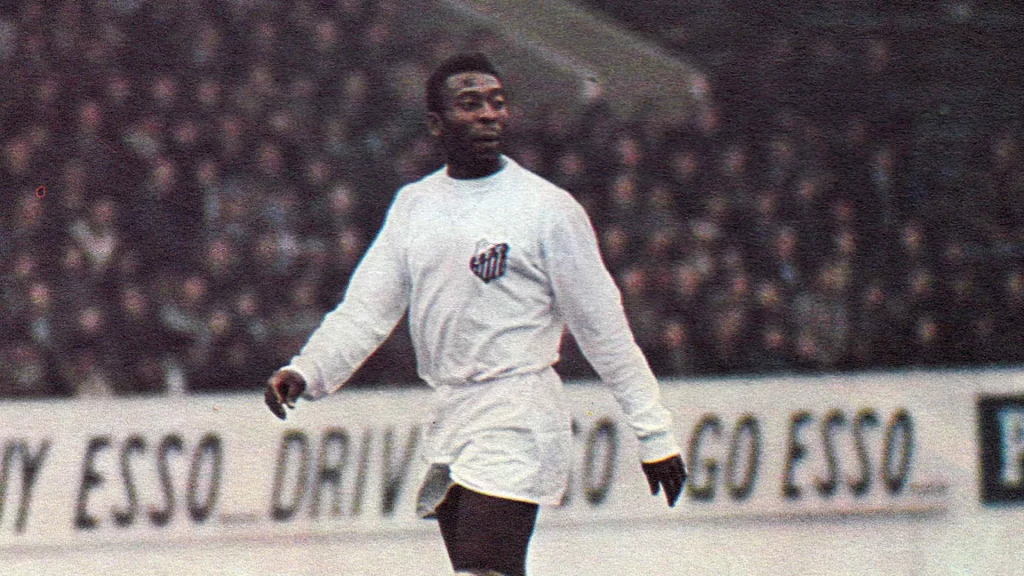 Vel&oacute;rio de Pel&eacute; ser&aacute; na Vila Belmiro e ter&aacute; cortejo pela cidade de Santos