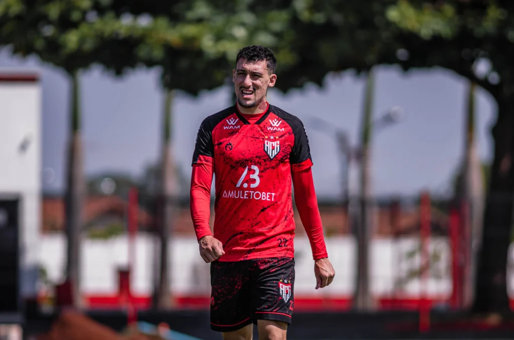 Internacional aguarda Baralhas nesta semana para assinar contrato; veja valores do neg&oacute;cio