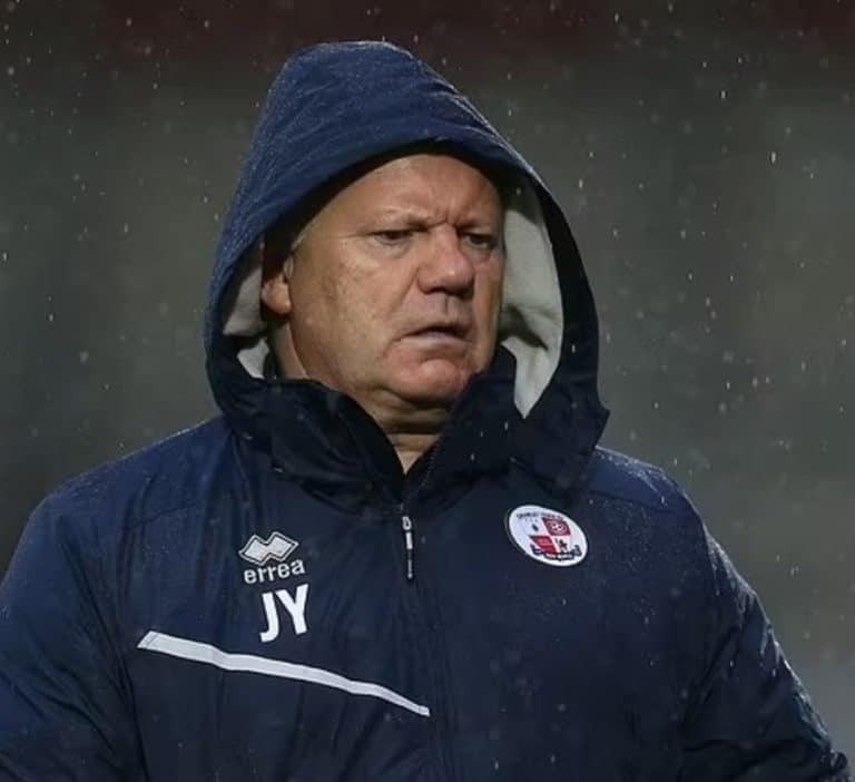 Revela&ccedil;&otilde;es bomb&aacute;ticas fazem gerente de clube ingl&ecirc;s pegar 18 meses de gancho