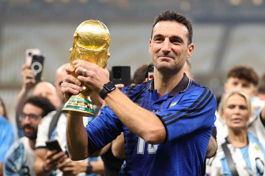 Lionel Scaloni &eacute; eleito o melhor treinador do mundo; veja top-10