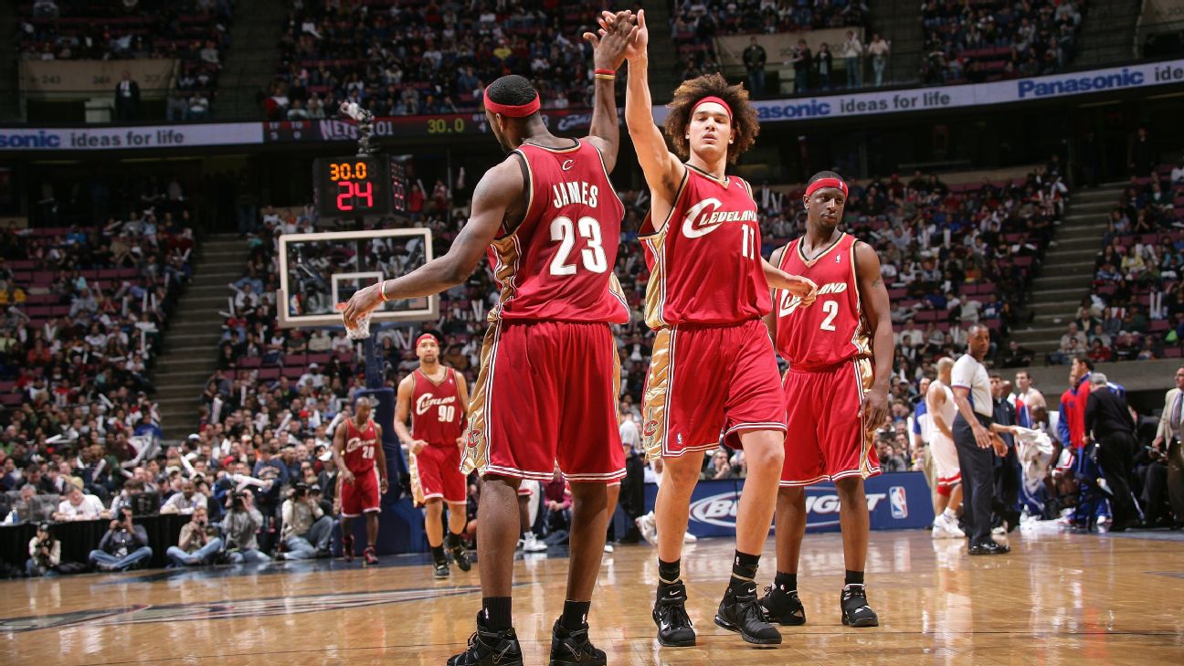 Cavaliers homenageia Anderson Varej&atilde;o