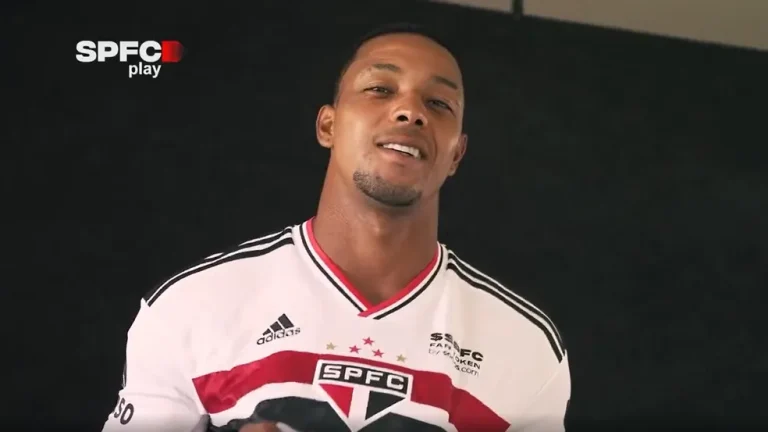 S&atilde;o Paulo anuncia contrata&ccedil;&atilde;o de atacante que n&atilde;o marca gols h&aacute; cerca de um ano&nbsp;