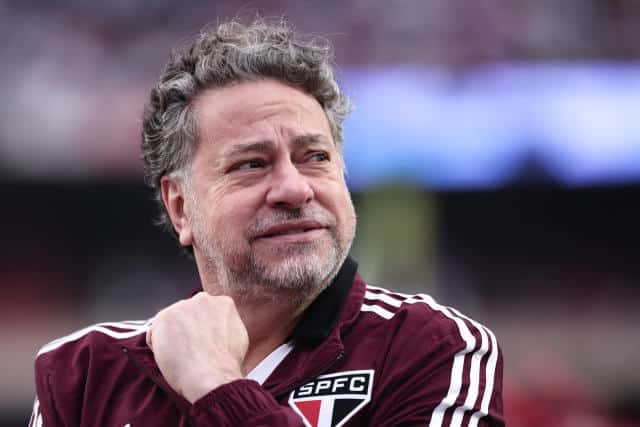 VAI MUDAR? Pela 1&ordf; vez, Casares fala sobre mudan&ccedil;a no comando do S&atilde;o Paulo