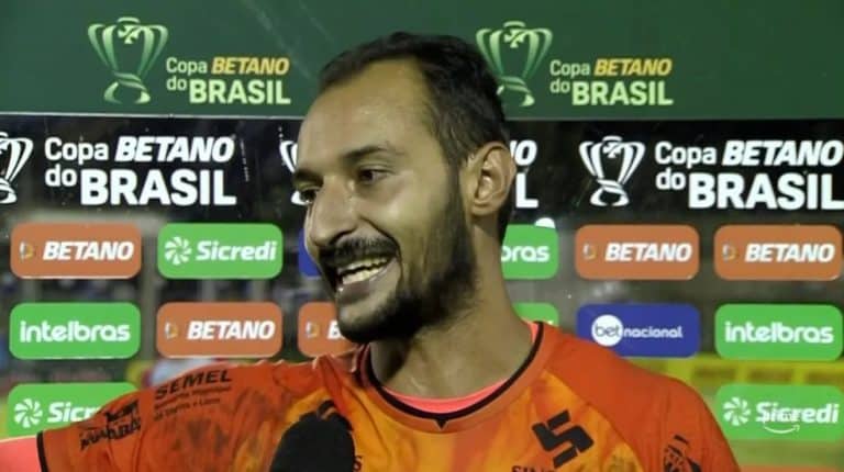 Goleiro do &Aacute;guia de Marab&aacute; foi her&oacute;i na classifica&ccedil;&atilde;o da Copa do Brasil