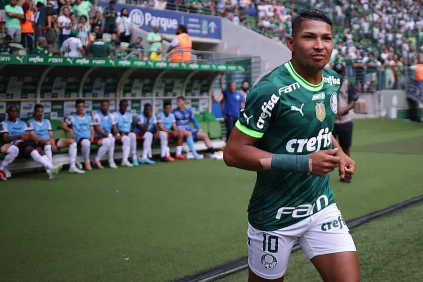 Na casa do rival? Palmeiras ter&aacute; que jogar Libertadores fora do Allianz Parque