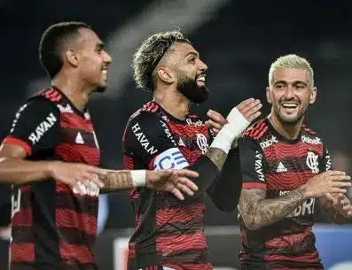 Destaque do Flamengo tem grave les&atilde;o no cl&aacute;ssico dos milh&otilde;es