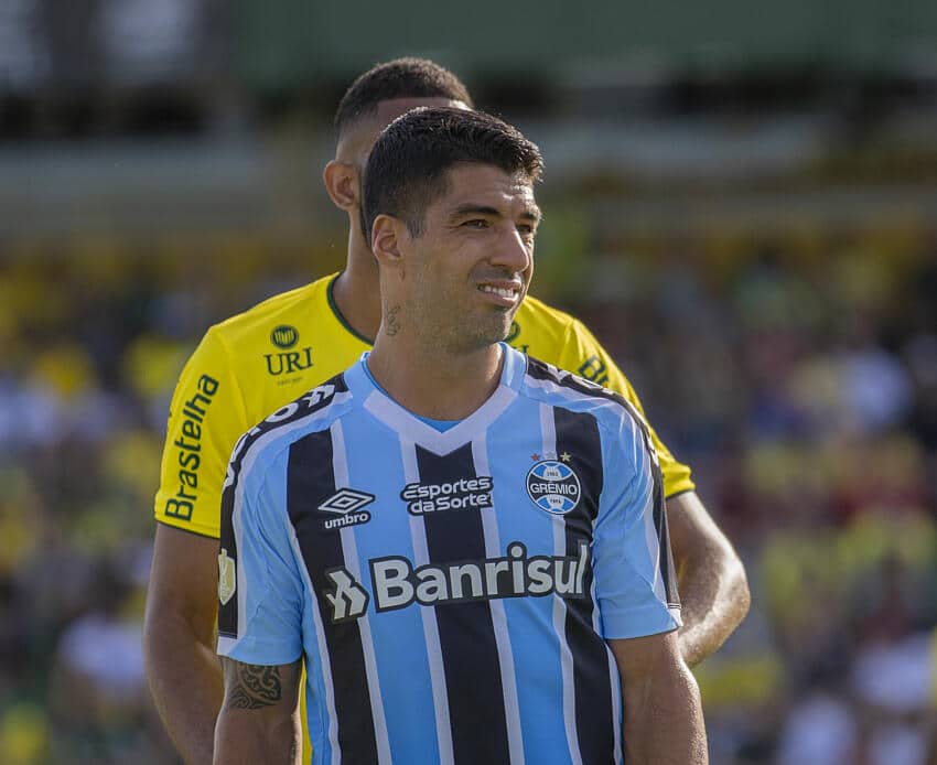 PROBLEMAS A VISTA! Gr&ecirc;mio sofre dura san&ccedil;&atilde;o da FIFA