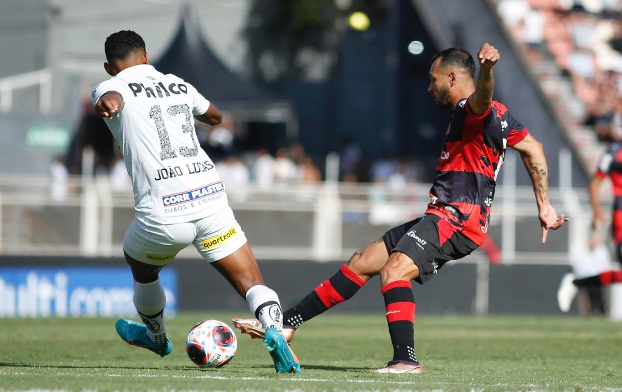 Odair Hellmann se desculpa por atua&ccedil;&atilde;o fraca