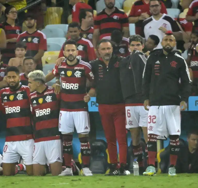Vitor Pereira e a maldi&ccedil;&atilde;o do vice no Flamengo