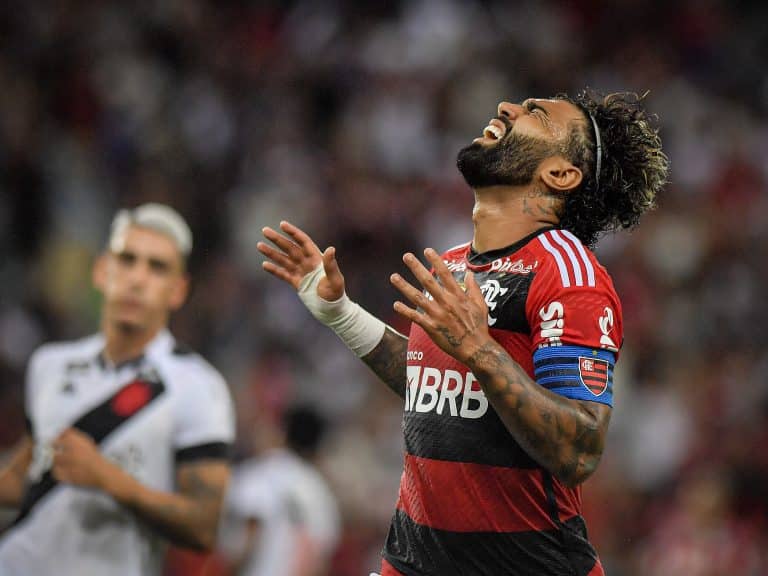 INCOMODADO? Reserva diante do Fluminense, Gabigol abre o jogo sobre o banco
