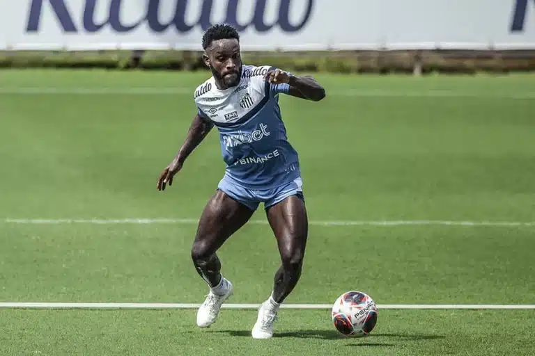 Doping? Entenda porque Santos vetou atacante