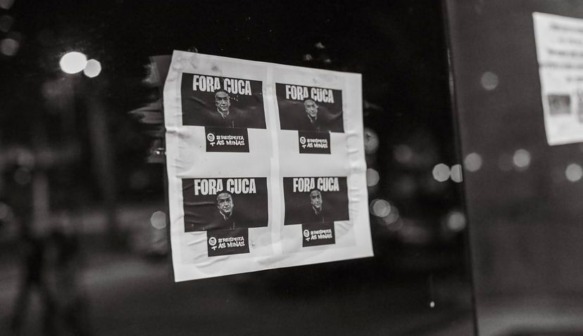 &Agrave;s v&eacute;speras de decis&atilde;o, torcida aumenta protestos contra Cuca