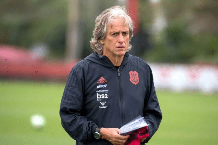 Confira a estat&iacute;stica que nenhum t&eacute;cnico do Flamengo consegue atingir desde 2011