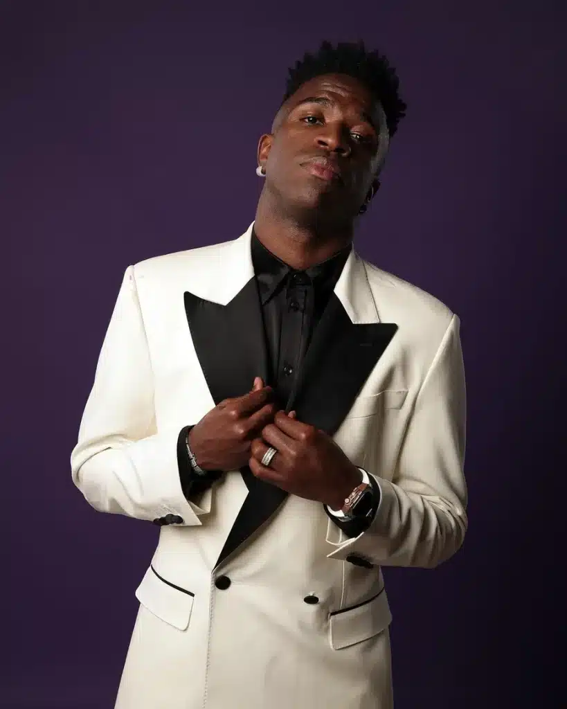 &ldquo;Raio Negro&rdquo;: Vini Jr vira s&iacute;mbolo na luta contra o racismo; conhe&ccedil;a sua trajet&oacute;ria