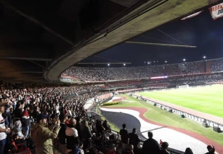 Casa cheia! S&atilde;o Paulo supera Flamengo e assume a lideran&ccedil;a no Ranking de P&uacute;blico do Brasileir&atilde;o; confira
