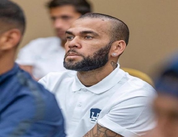 &ldquo;Tive medo&rdquo;, TV detalha depoimento de mulher que acusa Daniel Alves de estupro