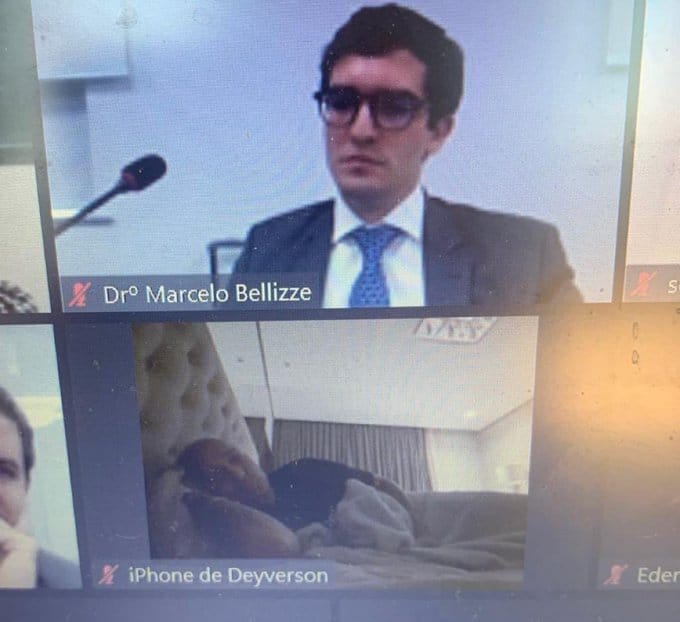 Meteu essa? Deyverson protagoniza cena inusitada durante julgamento do STJD