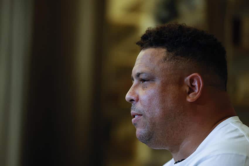 &ldquo;Com certeza vai ser bola de ouro&rdquo;, Ronaldo aponta futuro vencedor do melhor do mundo