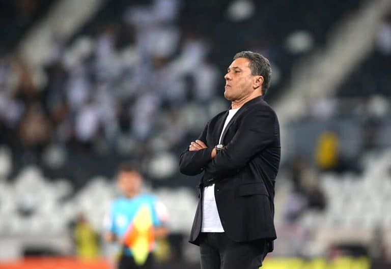 &ldquo;Vai dar um jeito&rdquo;, afirma Rivaldo sobre fase do Corinthians