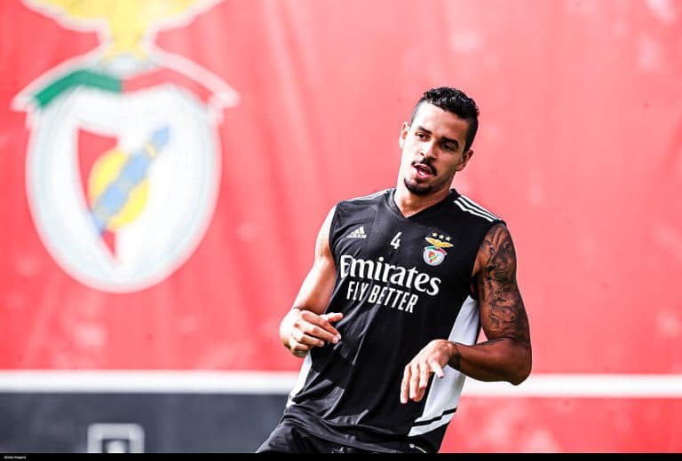 CASA NOVA? Lucas Ver&iacute;ssimo perto de acerto com gigante brasileiro