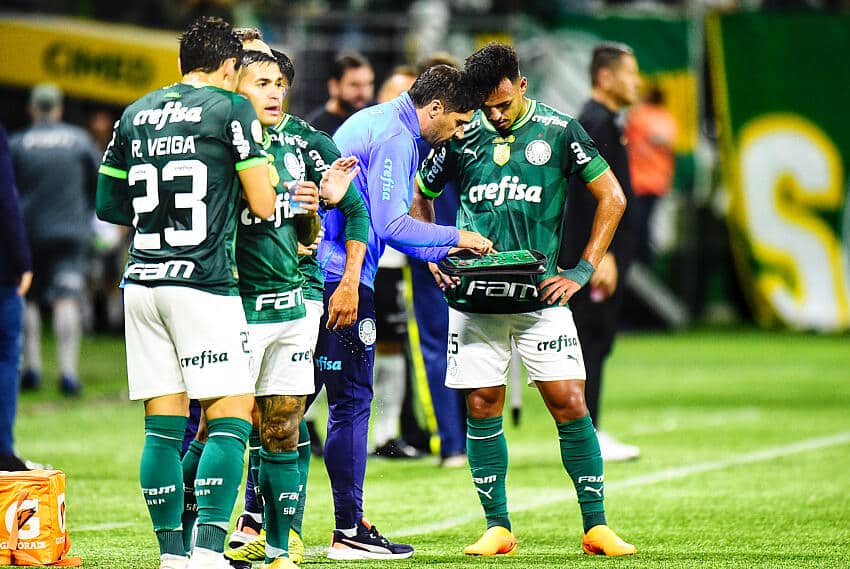 CASO DE POL&Iacute;CIA! Jogador do Palmeiras vai &agrave; justi&ccedil;a por cita&ccedil;&atilde;o em envolvimento de apostas